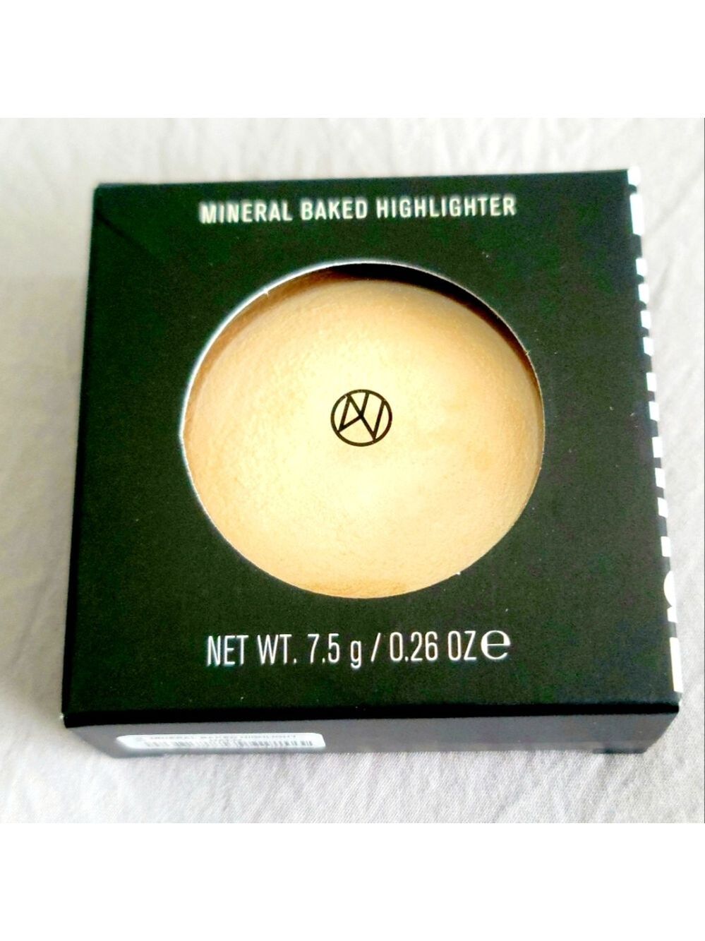 NEW! IL MAKIAGE Mineral Baked Highlighter in Halo 7.5 g - Picture 2 of 7
